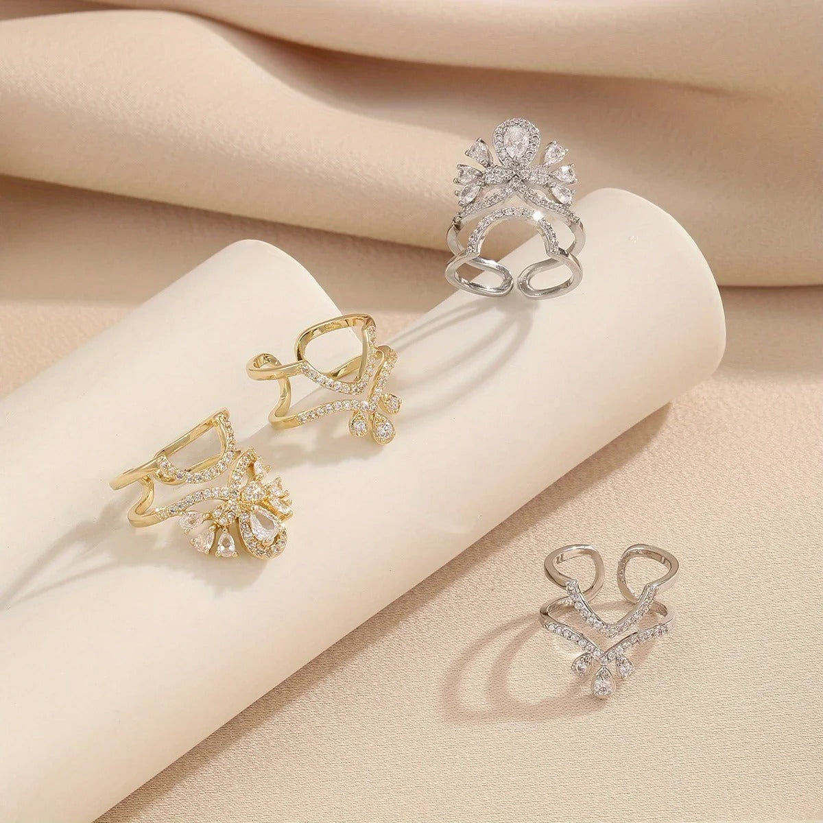 Queen Tip Ring Set